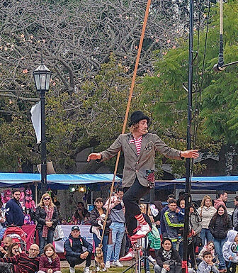 «Circo entero» a cielo abierto en la Franja del Río para toda la familia