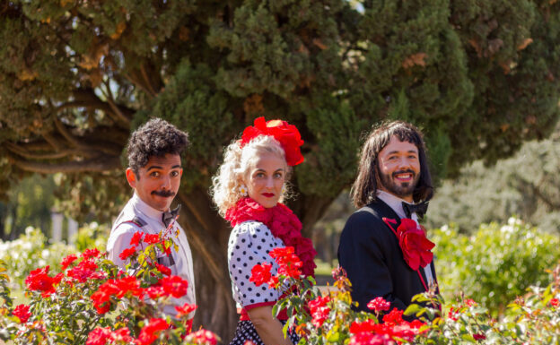 «Triple Orquestina Ilustrada» llega con teatro, música y circo para disfrutar en familia